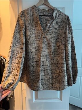 SHEIN Beige and Black Crosshatch V-Neck Long Sleeve Blouse